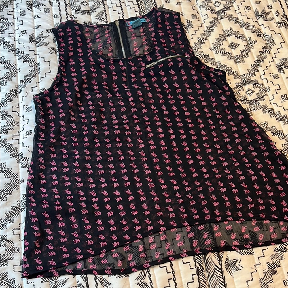 Flutterbye Pink Skulls on Black Tank Top Size XL